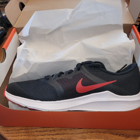 Kids Boy's or Girls Sneaker - Picture 7 of 7